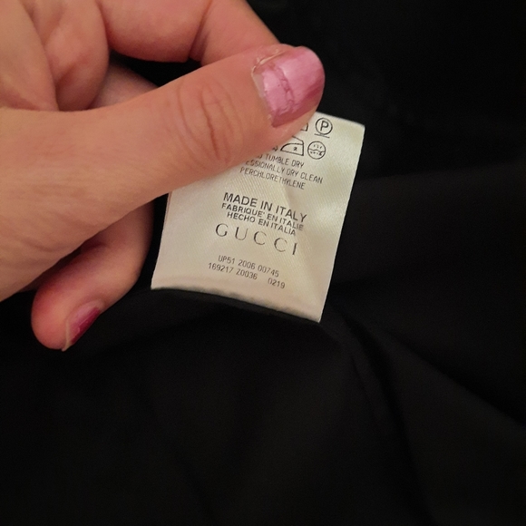Gucci woman's black button down sz 40 or Small - Picture 3 of 7